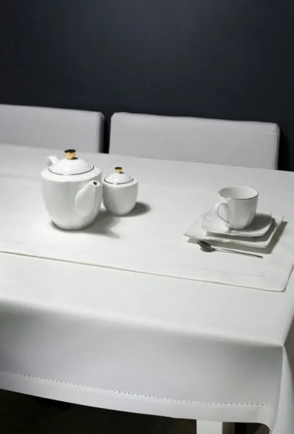 Bieżnik Plamoodporny z Mereżką 240_Biały 50x100