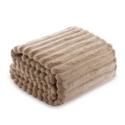 Koc 160 x 200Mikrofibra Tłoczona Pasy Nuvio 04