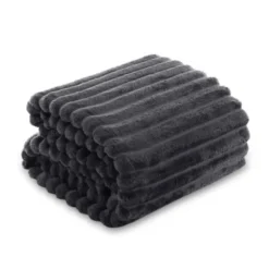 Koc 160 x 200Mikrofibra Tłoczona Pasy Nuvio 03