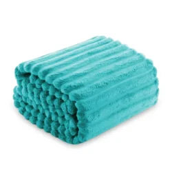 Koc 200 x 220Mikrofibra Tłoczona Pasy Nuvio 13