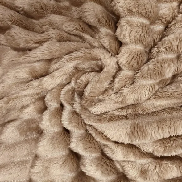 Koc 160 x 200Mikrofibra Tłoczona Pasy Nuvio 06
