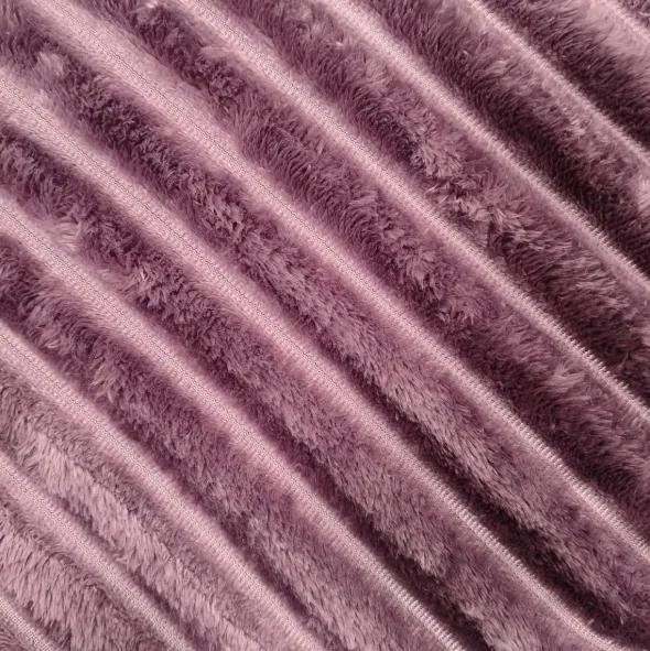 Koc 160 x 200Mikrofibra Tłoczona Pasy Nuvio 14