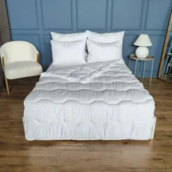 Kołdra 200x220 Antyalergiczna Kaja Całoroczna 01