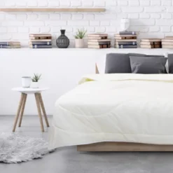 Kołdra 200x220 Antyalergiczna Mery Ciepła 02