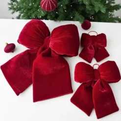 Kokarda 12,5 x 14 Świąteczna Welurowa Holly Bow 02