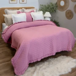 Narzuta 200 x 220 Pikowana Z Falbaną Celia 06
