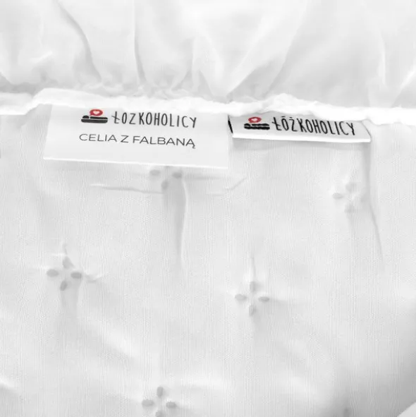 Narzuta 200 x 220 Pikowana Z Falbaną Celia 01