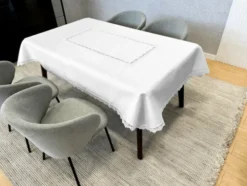 Obrus Plamoodporny 150 x 280 Z Gipiurą 2100 Biel