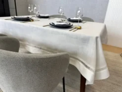 Obrus Plamoodporny 110 x 160 Z Koronką Nela 549