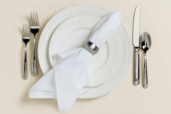 Obrus 150x250 Plamoodporny Klasyczny Elegant Krem