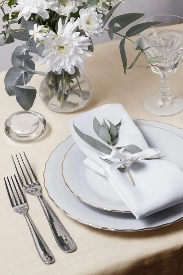 Obrus 140x450 Plamoodporny Klasyczny Elegant Krem