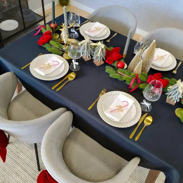 Obrus 150x240 Plamoodporny Klasyczny Elegant Czerń