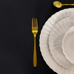 Obrus 140 x 280 Plamoodporny z Mereżką Hanah 002