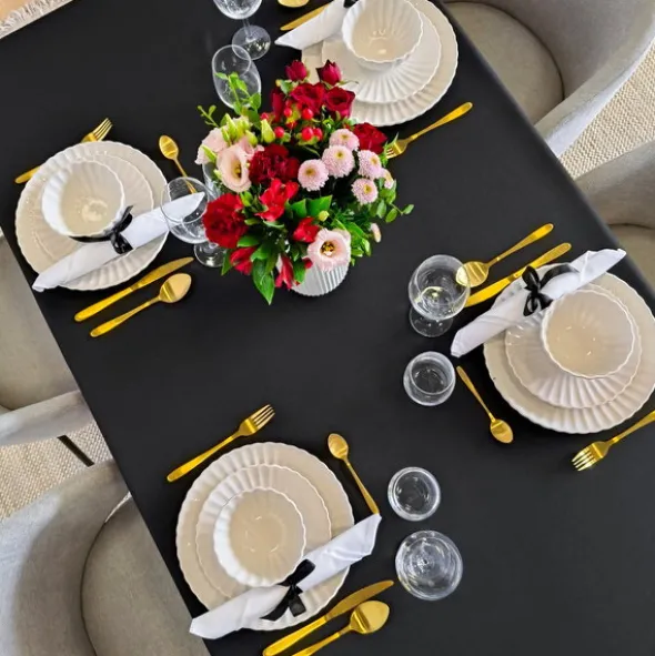 Obrus 140 x 400 Plamoodporny z Mereżką Hanah 002