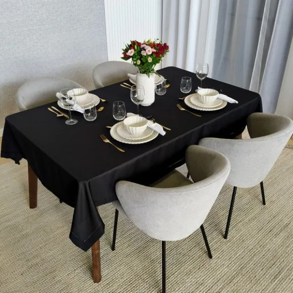 Obrus 140 x 450 Plamoodporny z Mereżką Hanah 002