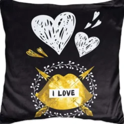 Poszewka 40 x 40 Dekoracyjna Heart Velvet 04