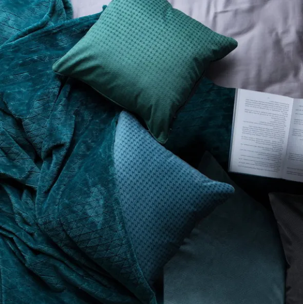 Poszewka 40 x 40 Dekoracyjna Velvet AMELIA Pudrowy