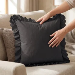 Poszewka 45 x 45 z Falbaną Luxury Jowita 01