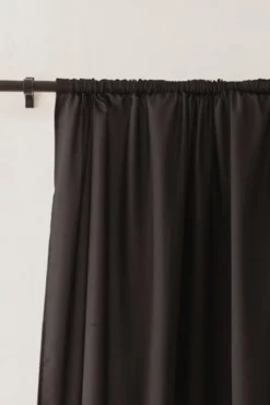 Zasłona 140 x 250 Dekoracyjna Jednolita Leoni 03 T